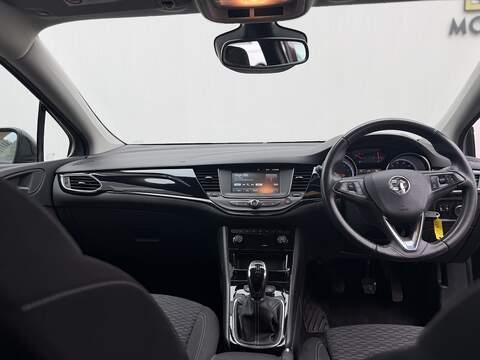Vauxhall Astra i Turbo SRi - U512