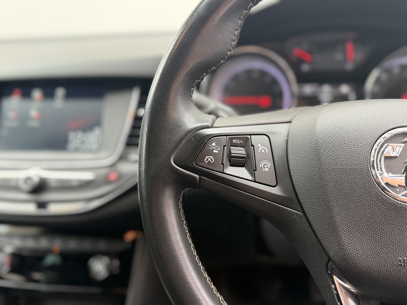 Vauxhall Astra i Turbo SRi - U512