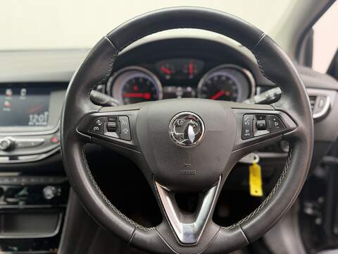 Vauxhall Astra i Turbo SRi - U512