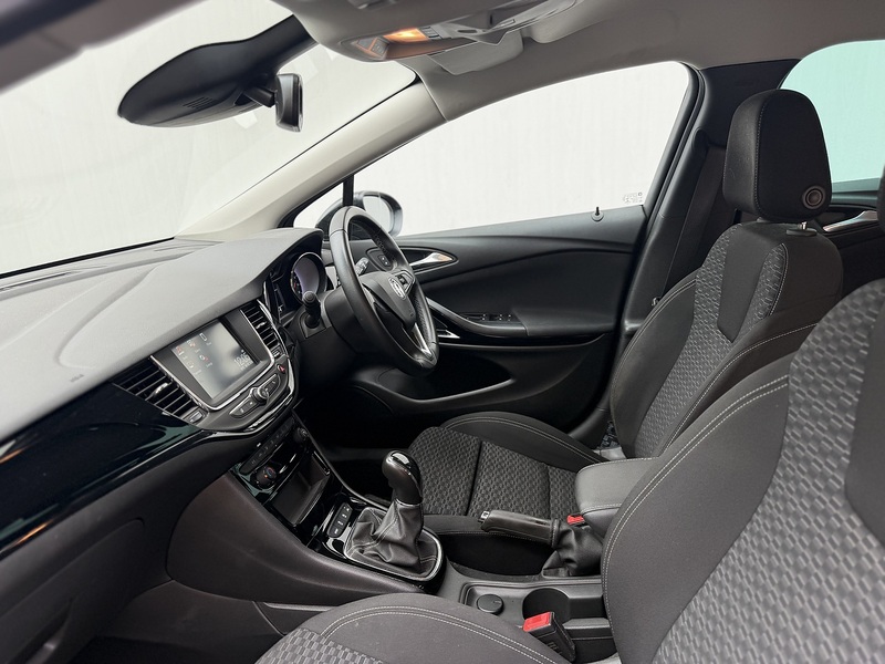 Vauxhall Astra i Turbo SRi - U512