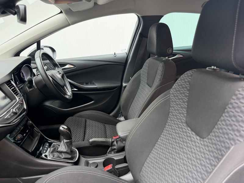 Vauxhall Astra i Turbo SRi - U512