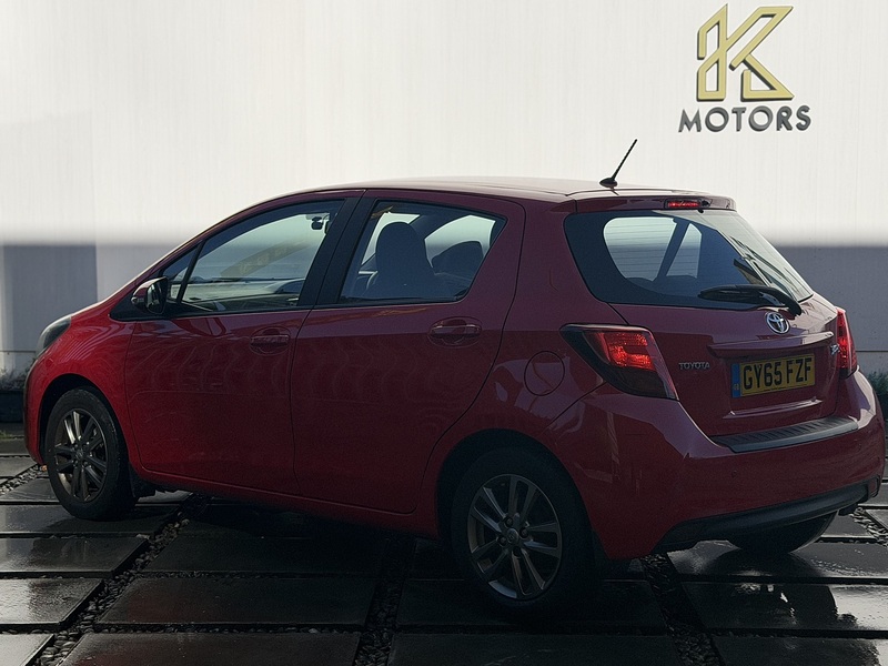 Toyota Yaris 1.33 Dual VVT-i Icon Hatchback 5dr Petrol Manual Euro 5 Euro 5 (99 ps) - U517