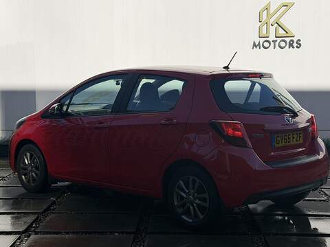 Toyota Yaris 1.33 Dual VVT-i Icon Hatchback 5dr Petrol Manual Euro 5 Euro 5 (99 ps) - U517