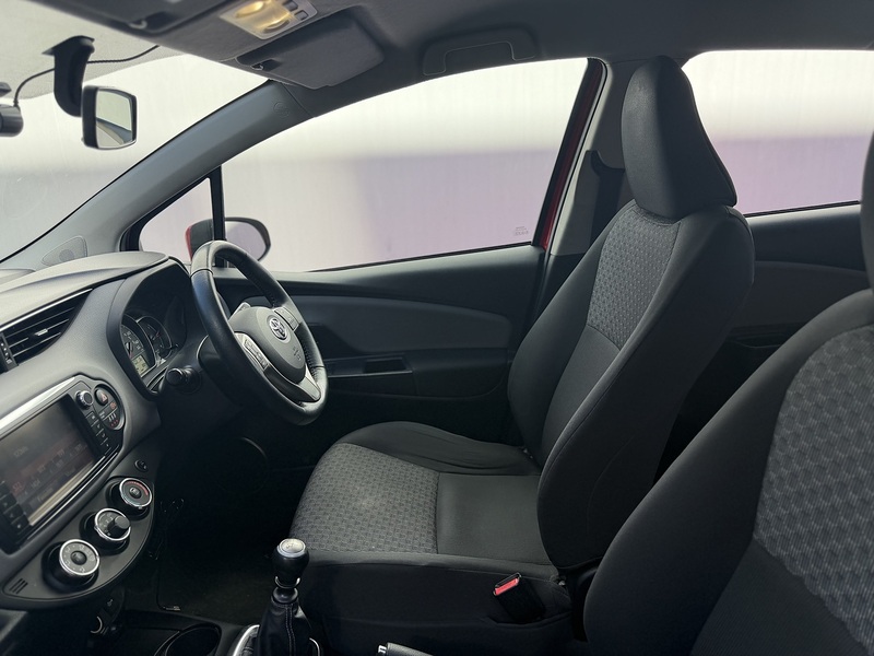 Toyota Yaris 1.33 Dual VVT-i Icon Hatchback 5dr Petrol Manual Euro 5 Euro 5 (99 ps) - U517