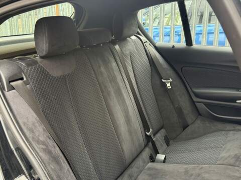 BMW 1 Series 1.5 118i M Sport Hatchback 5dr Petrol Manual Euro 6 (s/s) (136 ps) - U525