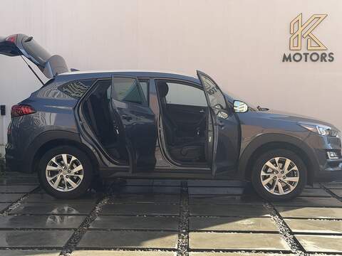 Hyundai TUCSON 1.6 GDi SE Nav SUV 5dr Petrol Manual Euro 6 (s/s) (132 ps) - U528