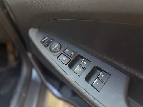Hyundai TUCSON 1.6 GDi SE Nav SUV 5dr Petrol Manual Euro 6 (s/s) (132 ps) - U528