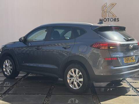 Hyundai TUCSON 1.6 GDi SE Nav SUV 5dr Petrol Manual Euro 6 (s/s) (132 ps) - U528