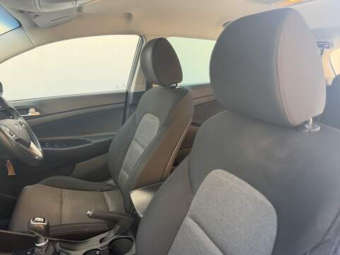 Hyundai TUCSON 1.6 GDi SE Nav SUV 5dr Petrol Manual Euro 6 (s/s) (132 ps) - U528