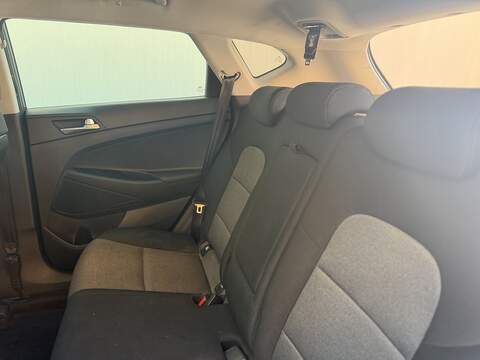 Hyundai TUCSON 1.6 GDi SE Nav SUV 5dr Petrol Manual Euro 6 (s/s) (132 ps) - U528