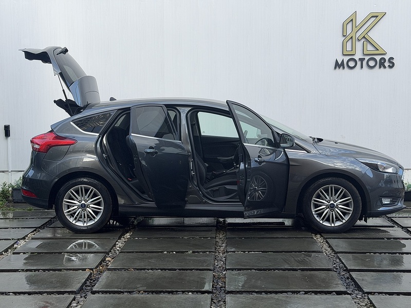 Ford Focus 1.0T EcoBoost Zetec Edition Hatchback 5dr Petrol Manual Euro 6 (s/s) (125 ps) - U535