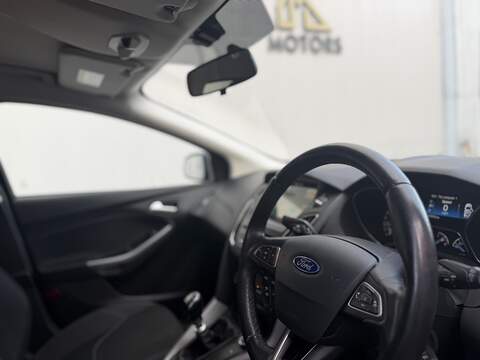 Ford Focus 1.0T EcoBoost Zetec Edition Hatchback 5dr Petrol Manual Euro 6 (s/s) (125 ps) - U535