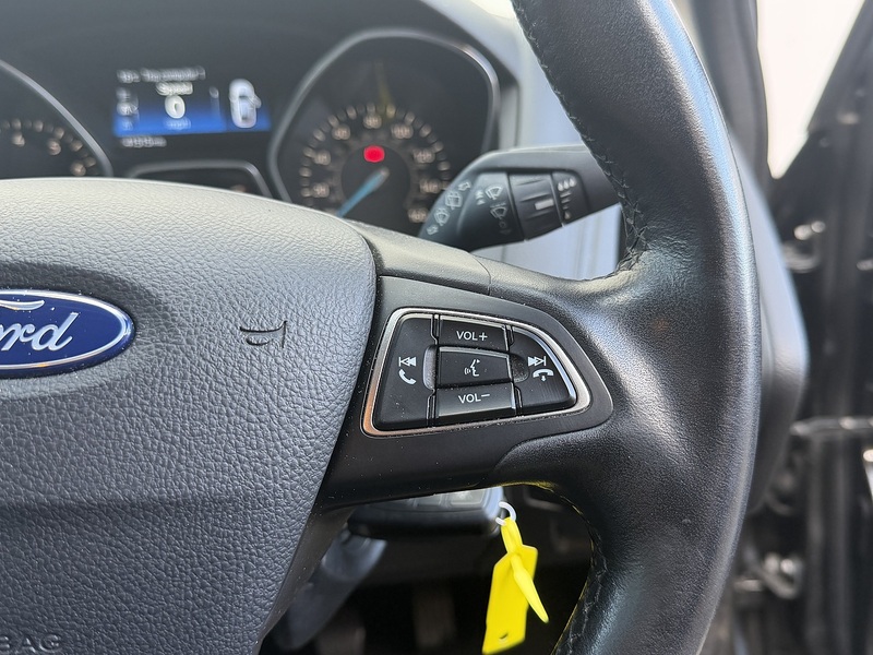 Ford Focus 1.0T EcoBoost Zetec Edition Hatchback 5dr Petrol Manual Euro 6 (s/s) (125 ps) - U535
