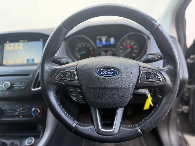 Ford Focus 1.0T EcoBoost Zetec Edition Hatchback 5dr Petrol Manual Euro 6 (s/s) (125 ps) - U535