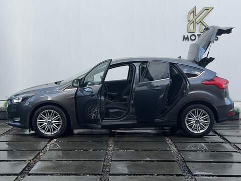 Ford Focus 1.0T EcoBoost Zetec Edition Hatchback 5dr Petrol Manual Euro 6 (s/s) (125 ps) - U535