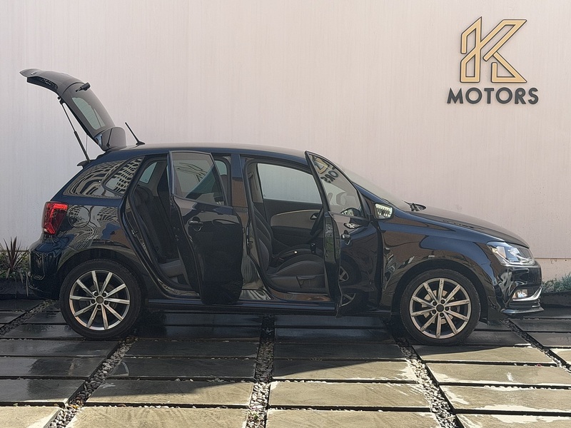 Volkswagen Polo 1.0 BlueMotion Tech SE Design Hatchback 5dr Petrol Manual Euro 6 (s/s) (60 ps) - U539