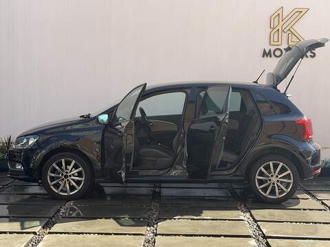 Volkswagen Polo 1.0 BlueMotion Tech SE Design Hatchback 5dr Petrol Manual Euro 6 (s/s) (60 ps) - U539
