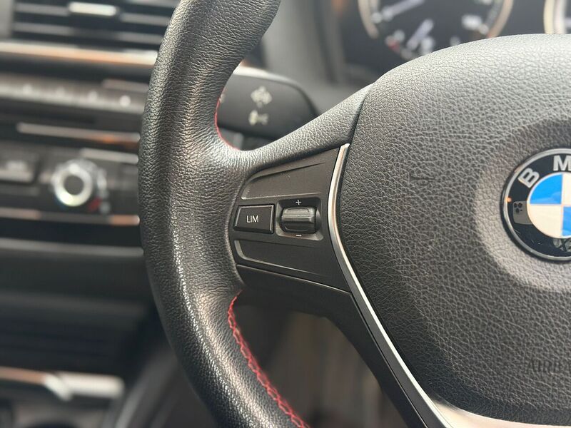 BMW 1 Series 1.5 118i Sport Hatchback 5dr Petrol Manual Euro 6 (s/s) (136 ps) - U540