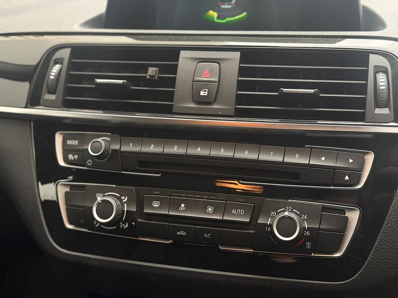 BMW 1 Series 1.5 118i Sport Hatchback 5dr Petrol Manual Euro 6 (s/s) (136 ps) - U540
