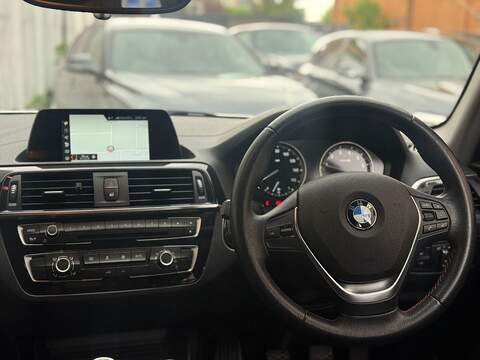 BMW 1 Series 1.5 118i Sport Hatchback 5dr Petrol Manual Euro 6 (s/s) (136 ps) - U540