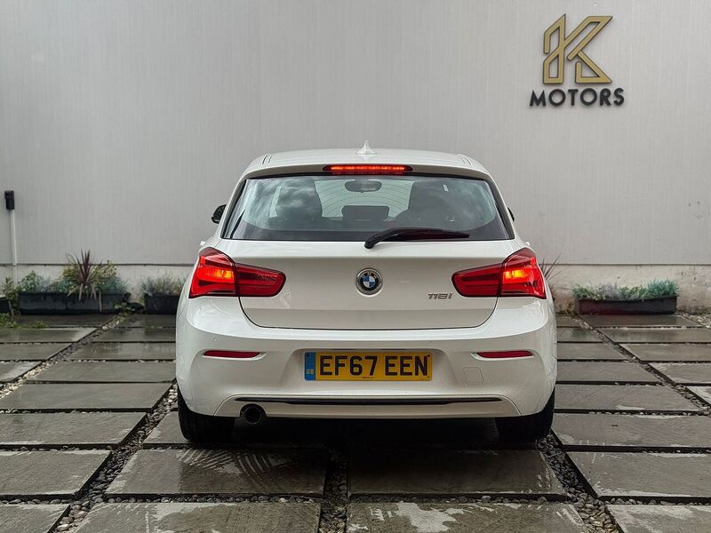 BMW 1 Series 1.5 118i Sport Hatchback 5dr Petrol Manual Euro 6 (s/s) (136 ps) - U540