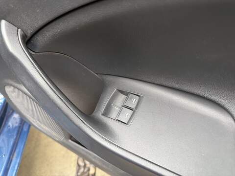 SEAT Ibiza 1.0 SOL Hatchback 5dr Petrol Manual Euro 6 (75 ps) - U549