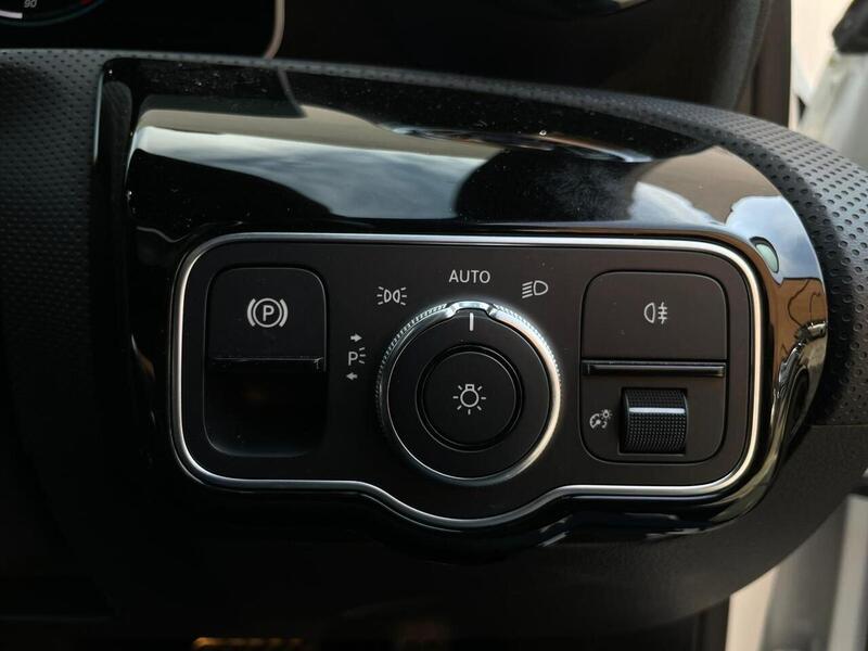 Mercedes-Benz A Class A Class 1.3 A200 AMG Line (Premium) 7G-DCT Euro 6 (s/s) 5dr - U58