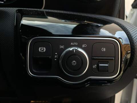 Mercedes-Benz A Class A Class 1.3 A200 AMG Line (Premium) 7G-DCT Euro 6 (s/s) 5dr - U58