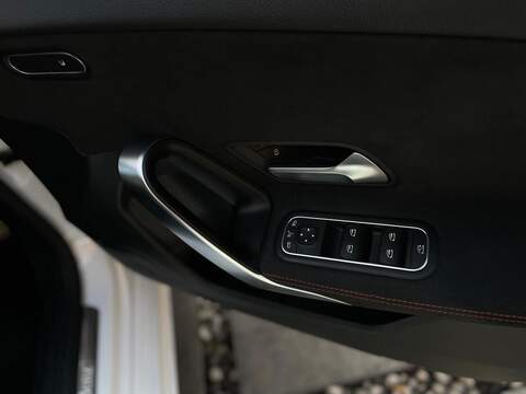Mercedes-Benz A Class A Class 1.3 A200 AMG Line (Premium) 7G-DCT Euro 6 (s/s) 5dr - U58