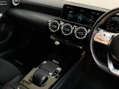 Mercedes-Benz A Class A Class 1.3 A200 AMG Line (Premium) 7G-DCT Euro 6 (s/s) 5dr - U58