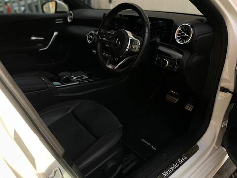 Mercedes-Benz A Class A Class 1.3 A200 AMG Line (Premium) 7G-DCT Euro 6 (s/s) 5dr - U58