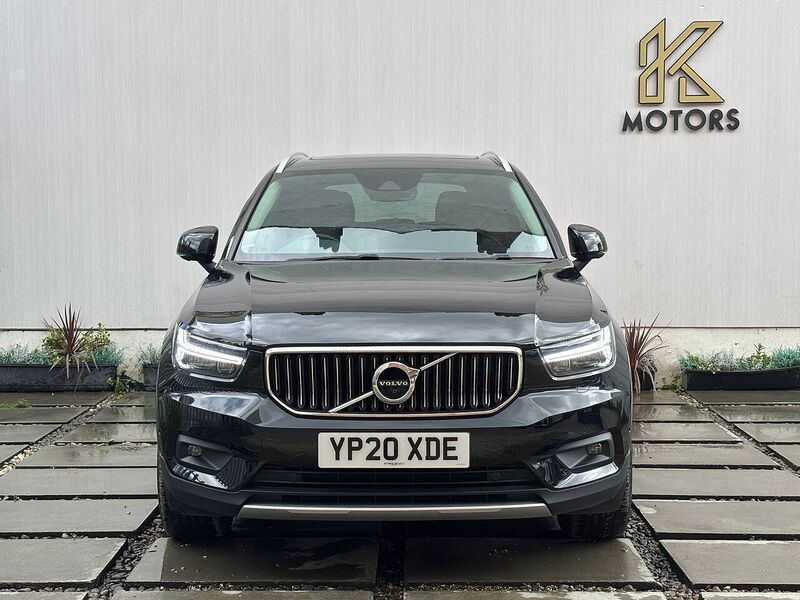 Volvo XC40 2.0 D4 Inscription Pro SUV 5dr Diesel Auto AWD Euro 6 (s/s) (190 ps) - U581