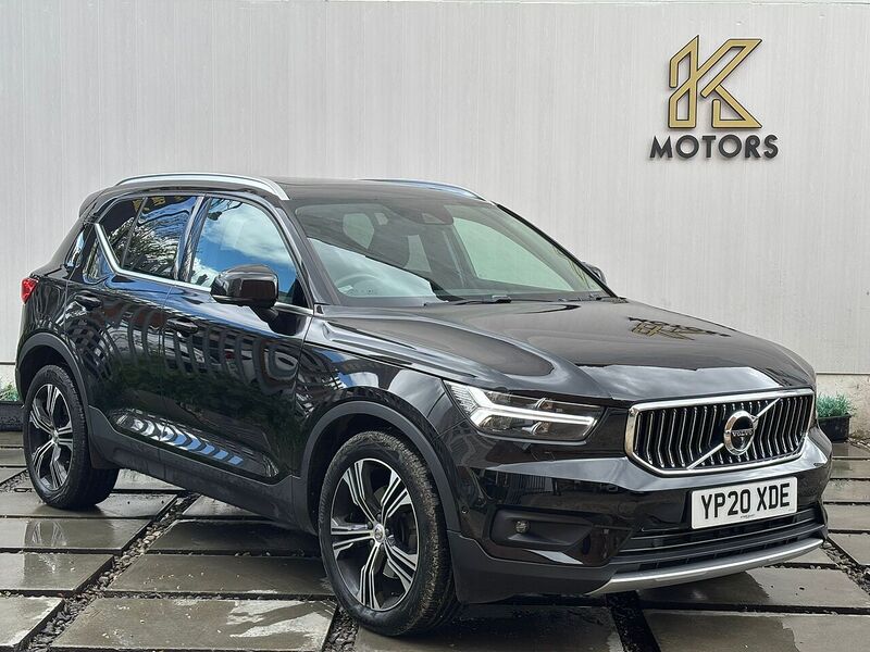 Volvo XC40 2.0 D4 Inscription Pro SUV 5dr Diesel Auto AWD Euro 6 (s/s) (190 ps) - U581