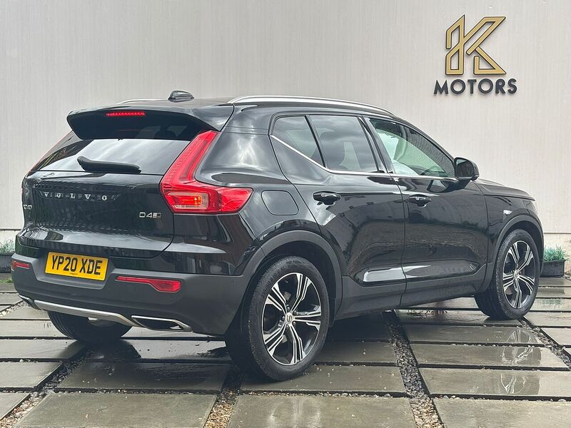 Volvo XC40 2.0 D4 Inscription Pro SUV 5dr Diesel Auto AWD Euro 6 (s/s) (190 ps) - U581