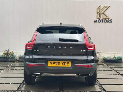 Volvo XC40 2.0 D4 Inscription Pro SUV 5dr Diesel Auto AWD Euro 6 (s/s) (190 ps) - U581