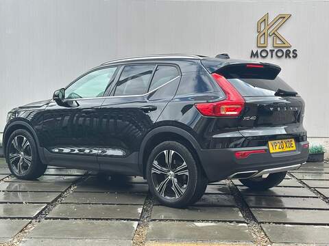 Volvo XC40 2.0 D4 Inscription Pro SUV 5dr Diesel Auto AWD Euro 6 (s/s) (190 ps) - U581