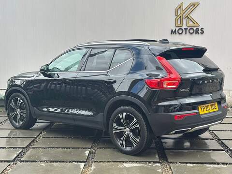 Volvo XC40 2.0 D4 Inscription Pro SUV 5dr Diesel Auto AWD Euro 6 (s/s) (190 ps) - U581