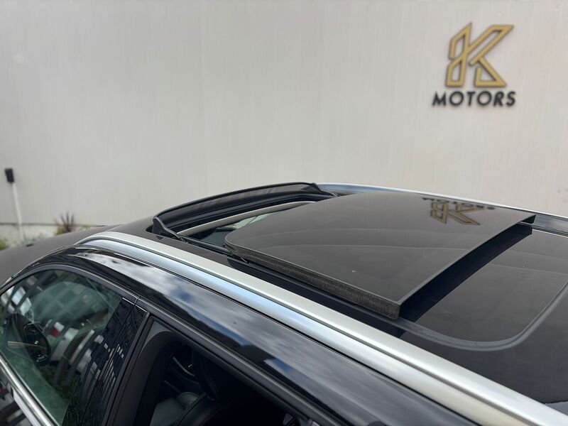 Volvo XC40 2.0 D4 Inscription Pro SUV 5dr Diesel Auto AWD Euro 6 (s/s) (190 ps) - U581