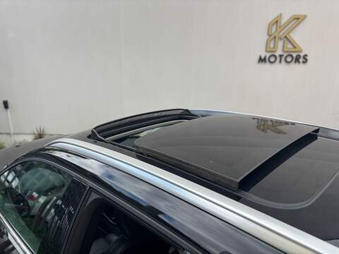 Volvo XC40 2.0 D4 Inscription Pro SUV 5dr Diesel Auto AWD Euro 6 (s/s) (190 ps) - U581