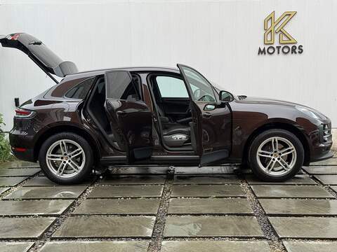 Porsche Macan 2.0T SUV 5dr Petrol PDK 4WD Euro 6 (s/s) (245 ps) - U582