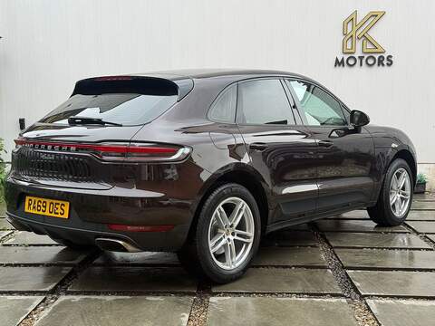 Porsche Macan 2.0T SUV 5dr Petrol PDK 4WD Euro 6 (s/s) (245 ps) - U582