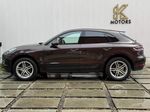 Porsche Macan 2.0T SUV 5dr Petrol PDK 4WD Euro 6 (s/s) (245 ps) - U582