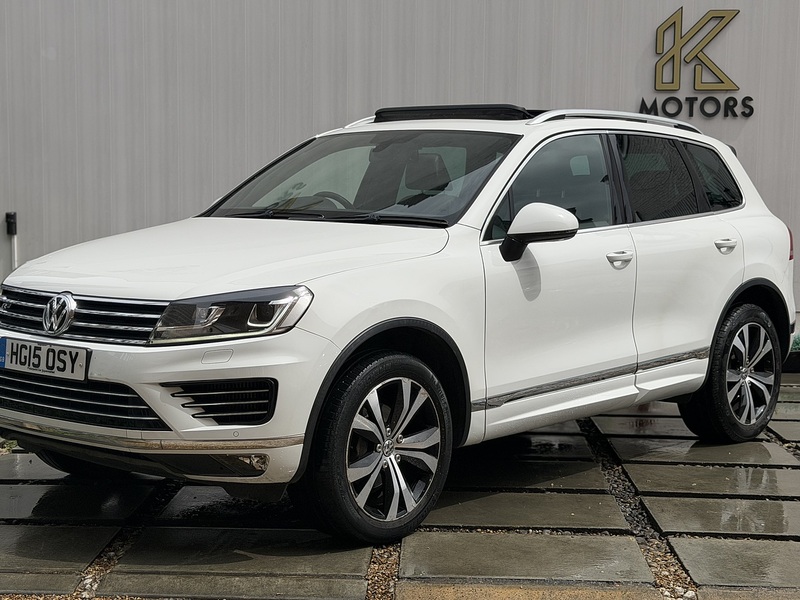 Volkswagen Touareg 3.0 TDI V6 BlueMotion Tech R-Line SUV 5dr Diesel Tiptronic 4WD Euro 6 (s/s) (262 ps) - U583