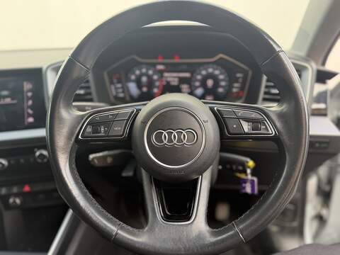 Audi A1 1.0 TFSI 25 Sport Sportback 5dr Petrol Manual Euro 6 (s/s) (95 ps) - U598
