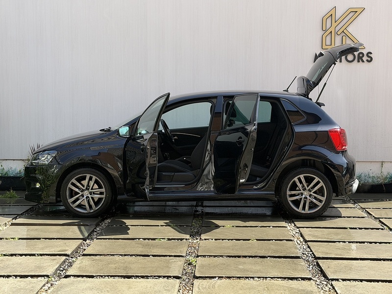 Volkswagen Polo 1.0 TSI BlueMotion Tech R-Line Hatchback 5dr Petrol DSG Euro 6 (s/s) (110 bhp) - U605