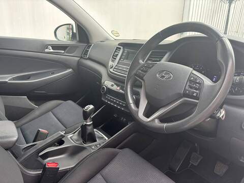 Hyundai TUCSON 1.6 GDi Blue Drive SE SUV 5dr Petrol Manual Euro 6 (s/s) (132 ps) - U608