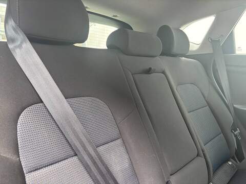 Hyundai TUCSON 1.6 GDi Blue Drive SE SUV 5dr Petrol Manual Euro 6 (s/s) (132 ps) - U608