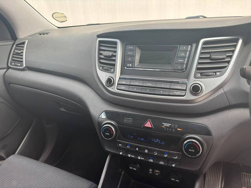 Hyundai TUCSON 1.6 GDi Blue Drive SE SUV 5dr Petrol Manual Euro 6 (s/s) (132 ps) - U608