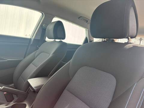 Hyundai TUCSON 1.6 GDi Blue Drive SE SUV 5dr Petrol Manual Euro 6 (s/s) (132 ps) - U608