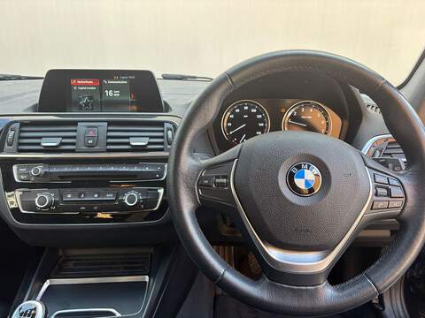 BMW 1 Series 1.5 118i Sport Hatchback 5dr Petrol Manual Euro 6 (s/s) (136 ps) - U624